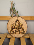 Hanging Highland Cow Celtic Triquetra